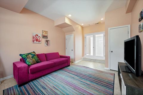 Tiny photo for 3308 N Greenview Avenue #B, Chicago, IL 60657 (MLS # 12594860)