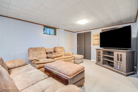 Tiny photo for 519 OAK Drive, East Dundee, IL 60118 (MLS # 12482920)