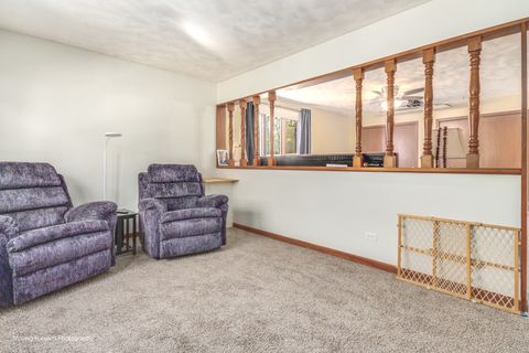 Tiny photo for 519 OAK Drive, East Dundee, IL 60118 (MLS # 12482920)