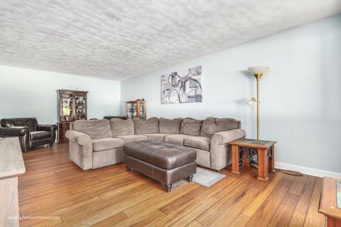 Tiny photo for 519 OAK Drive, East Dundee, IL 60118 (MLS # 12482920)