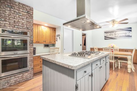 Tiny photo for 519 OAK Drive, East Dundee, IL 60118 (MLS # 12482920)