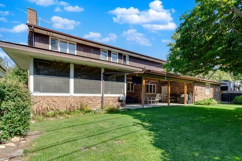 Tiny photo for 519 OAK Drive, East Dundee, IL 60118 (MLS # 12482920)