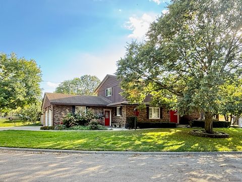 Tiny photo for 519 OAK Drive, East Dundee, IL 60118 (MLS # 12482920)