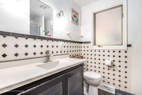 Tiny photo for 519 OAK Drive, East Dundee, IL 60118 (MLS # 12482920)