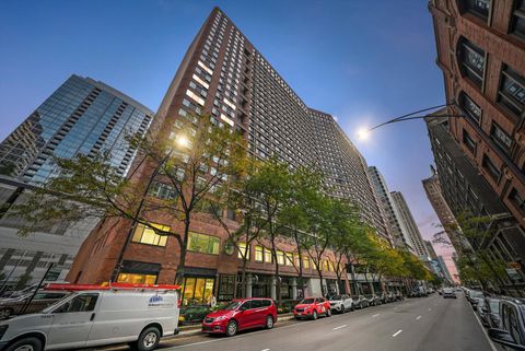Tiny photo for 211 E Ohio Street #2707, Chicago, IL 60611 (MLS # 12497094)