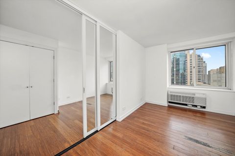 Tiny photo for 211 E Ohio Street #2707, Chicago, IL 60611 (MLS # 12497094)