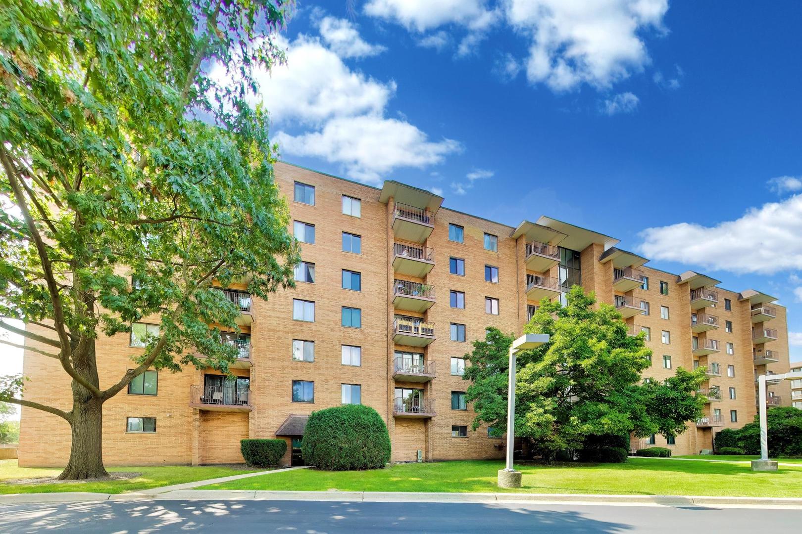 1717 W CRYSTAL Lane 203