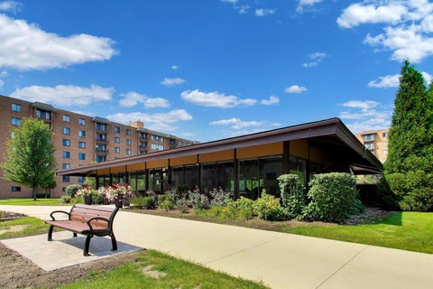 Tiny photo for 1717 W CRYSTAL Lane #203, Mount Prospect, IL 60056 (MLS # 12742022)
