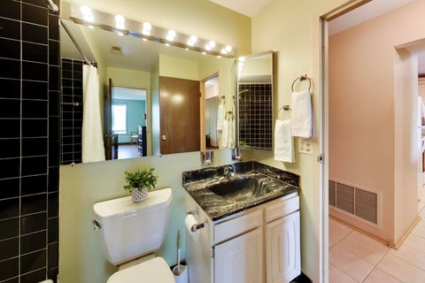 Tiny photo for 1717 W CRYSTAL Lane #203, Mount Prospect, IL 60056 (MLS # 12742022)