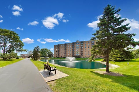 Tiny photo for 1717 W CRYSTAL Lane #203, Mount Prospect, IL 60056 (MLS # 12742022)