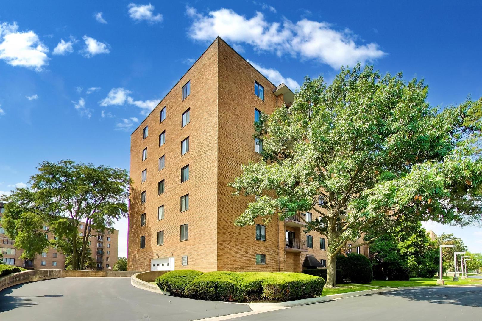 1717 W CRYSTAL Lane 203