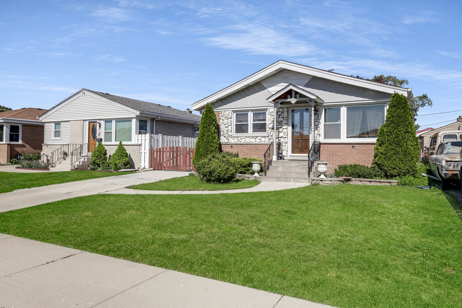 5109 N Oneida Avenue - Photo 3