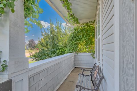 Tiny photo for 752 S Parkside Drive, Round Lake, IL 60073 (MLS # 12508972)