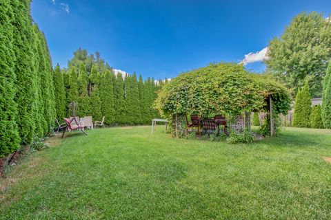 Tiny photo for 752 S Parkside Drive, Round Lake, IL 60073 (MLS # 12508972)