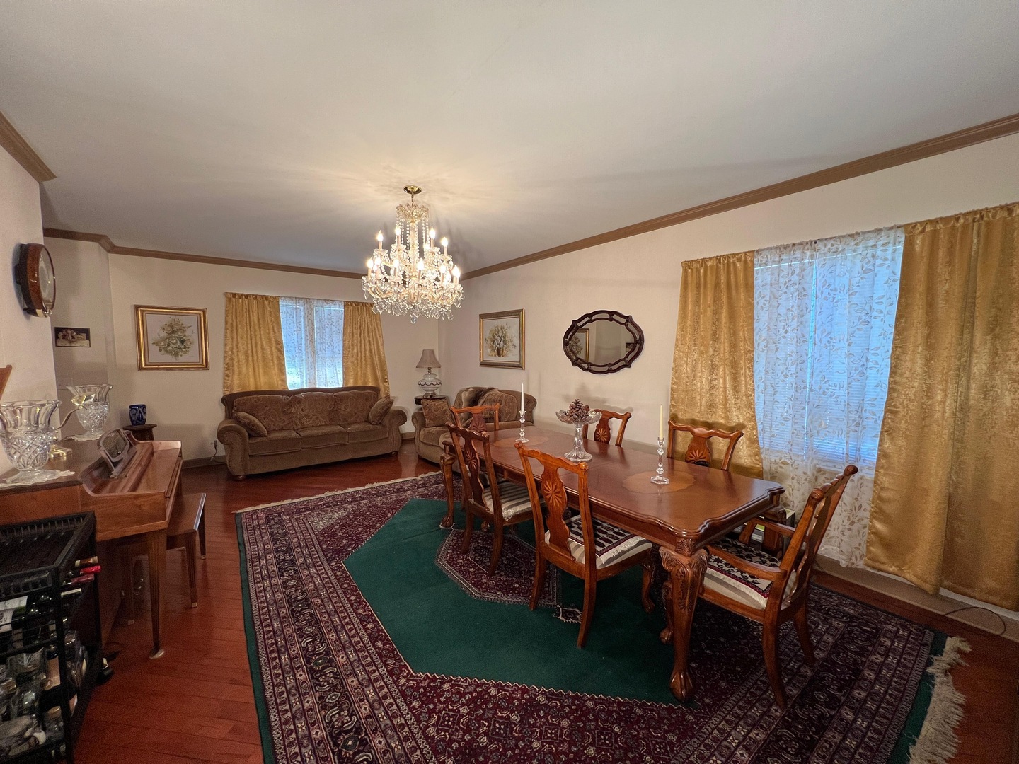 752 S Parkside Drive