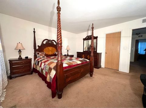 Tiny photo for 752 S Parkside Drive, Round Lake, IL 60073 (MLS # 12508972)