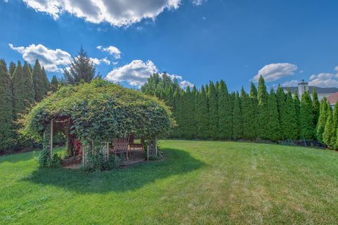 Tiny photo for 752 S Parkside Drive, Round Lake, IL 60073 (MLS # 12508972)