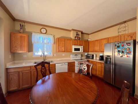 Tiny photo for 752 S Parkside Drive, Round Lake, IL 60073 (MLS # 12508972)