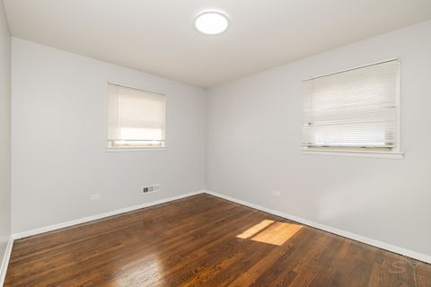 Tiny photo for 83 Indianwood Drive, Thornton, IL 60476 (MLS # 12567449)