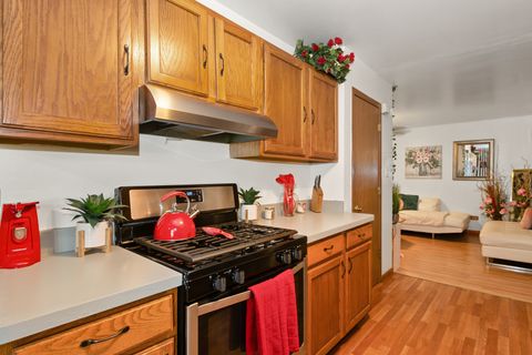 Tiny photo for 928 E 153rd Street, Phoenix, IL 60426 (MLS # 12493308)