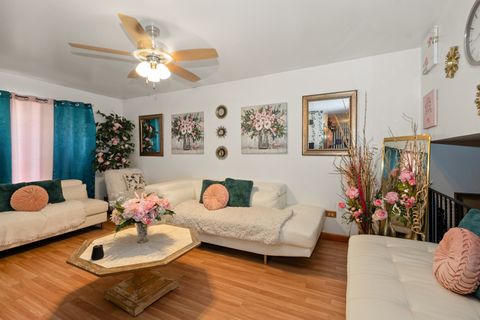 Tiny photo for 928 E 153rd Street, Phoenix, IL 60426 (MLS # 12493308)