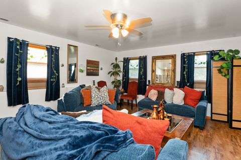 Tiny photo for 928 E 153rd Street, Phoenix, IL 60426 (MLS # 12493308)