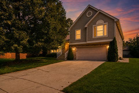 Tiny photo for 1173 N Clearwater Court, Palatine, IL 60067 (MLS # 12724837)