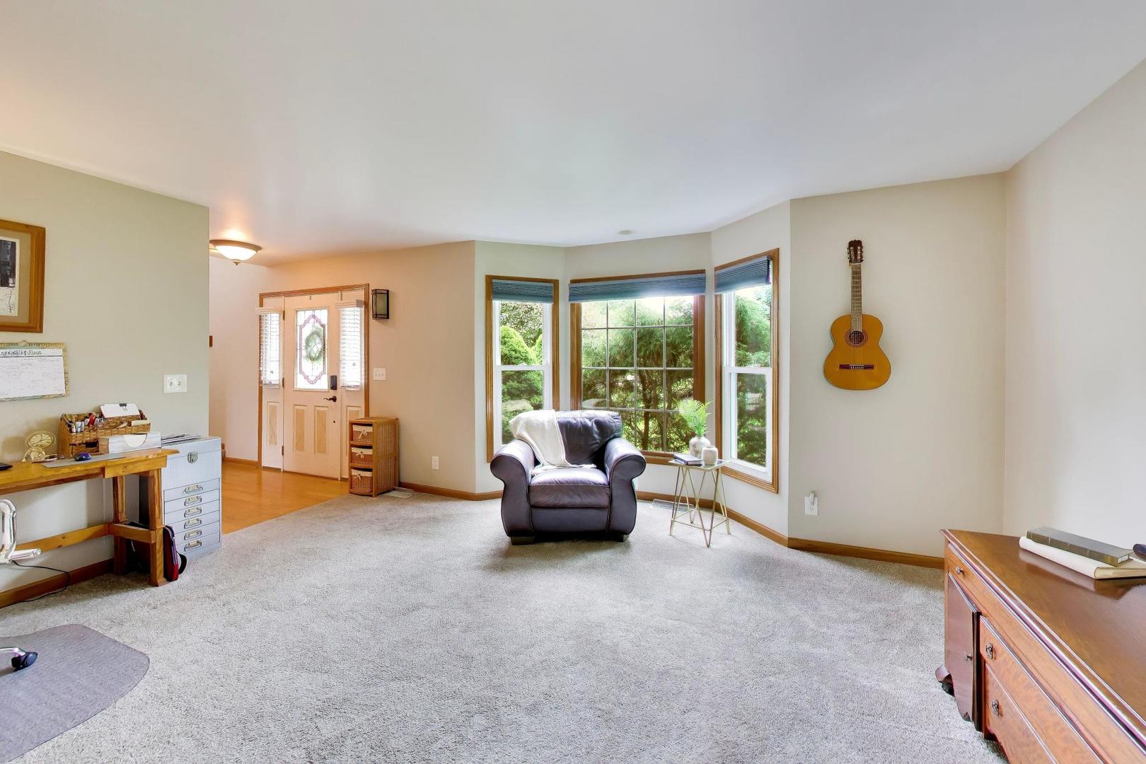 3860 Crabapple Lane