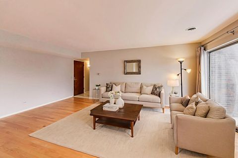 Tiny photo for 420 Linden Avenue #502, Wilmette, IL 60091 (MLS # 12582940)