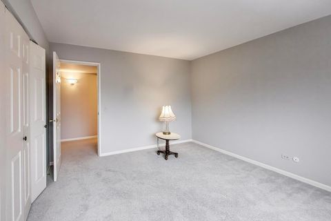 Tiny photo for 420 Linden Avenue #502, Wilmette, IL 60091 (MLS # 12582940)