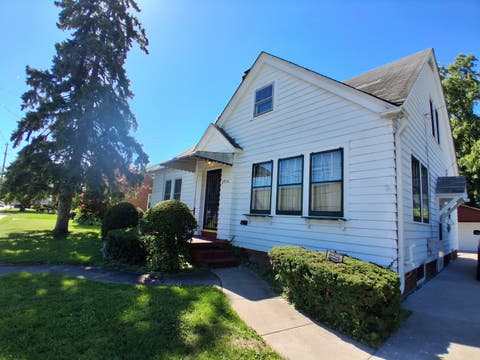 Photo of 2916 20th Avenue, Rock Island, IL 61201 (MLS # 12633782)