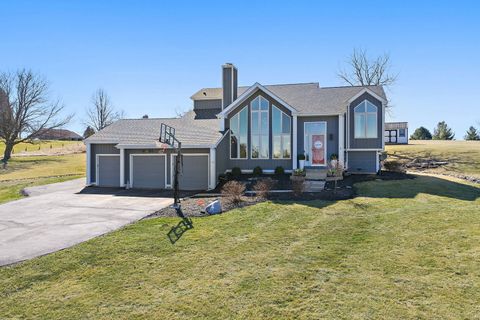 Photo of 45W169 Hillview Lane, Hampshire, IL 60140 (MLS # 12656224)