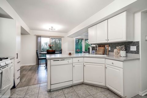 Tiny photo for 207 Locksley Drive, Streamwood, IL 60107 (MLS # 12626599)
