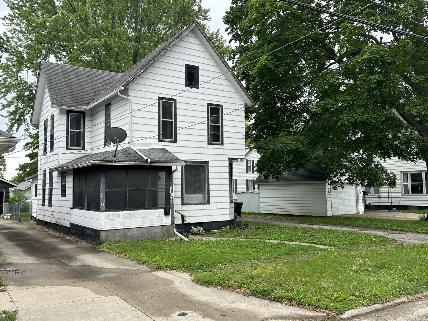 107 W South Street