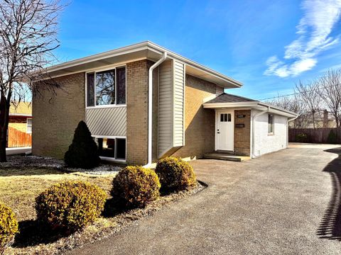 16465 Terry Lane Oak Forest IL 60452