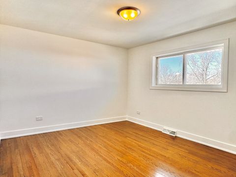 Tiny photo for 16465 Terry Lane, Oak Forest, IL 60452 (MLS # 12589548)