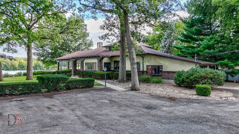 Tiny photo for 105 Leland Lane, Ottawa, IL 61350 (MLS # 12452831)