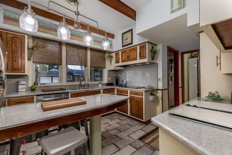 Tiny photo for 105 Leland Lane, Ottawa, IL 61350 (MLS # 12452831)