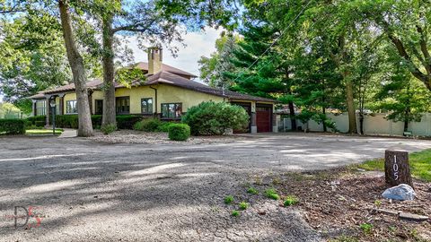 Tiny photo for 105 Leland Lane, Ottawa, IL 61350 (MLS # 12452831)