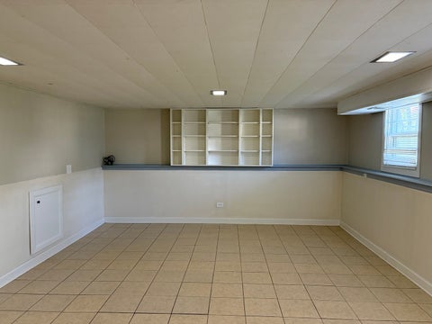 Tiny photo for 360 Tee Lane, Carpentersville, IL 60110 (MLS # 12714720)