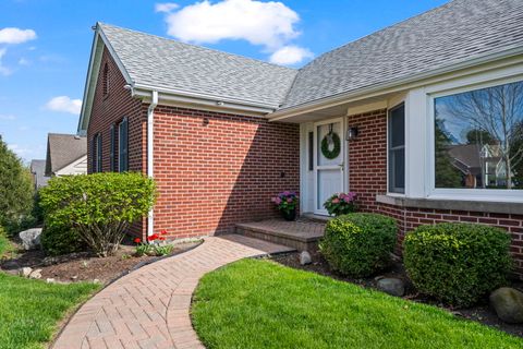 Tiny photo for 3551 Lakeview Drive, Algonquin, IL 60102 (MLS # 12564559)
