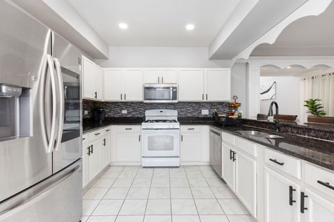 Tiny photo for 1845 BLUESTEM Circle, Aurora, IL 60504 (MLS # 12623094)