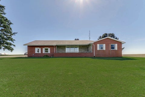 Photo of 21739 E 500 North Road, Downs, IL 61736 (MLS # 12788360)