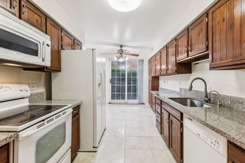 Tiny photo for 3500 CHURCH Street #204, Evanston, IL 60203 (MLS # 12492228)