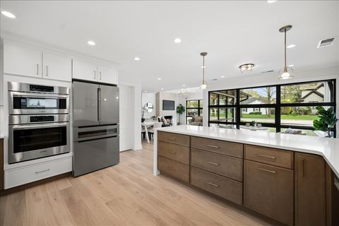 Tiny photo for 325 Park Place, Glencoe, IL 60022 (MLS # 12531339)