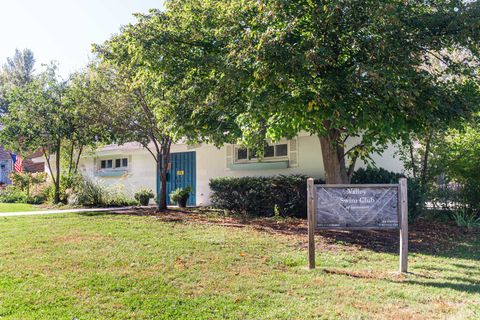 Tiny photo for 336 ROBERTS Road, Inverness, IL 60010 (MLS # 12489471)