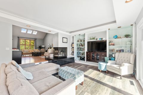 Tiny photo for 336 ROBERTS Road, Inverness, IL 60010 (MLS # 12489471)