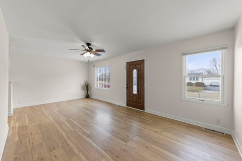 Tiny photo for 422 Best Avenue, DeKalb, IL 60115 (MLS # 12546117)