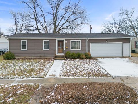 Tiny photo for 422 Best Avenue, DeKalb, IL 60115 (MLS # 12546117)