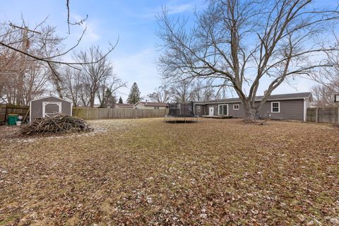 Tiny photo for 422 Best Avenue, DeKalb, IL 60115 (MLS # 12546117)